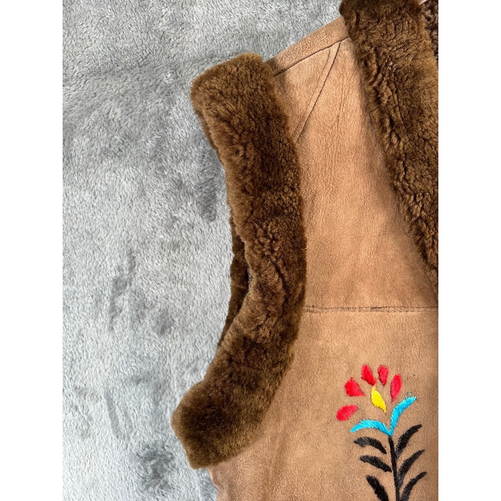 Vintage Afghan Embroidered Suede Shearling Vest Womens Medium Waistcoat - Picture 9 of 16